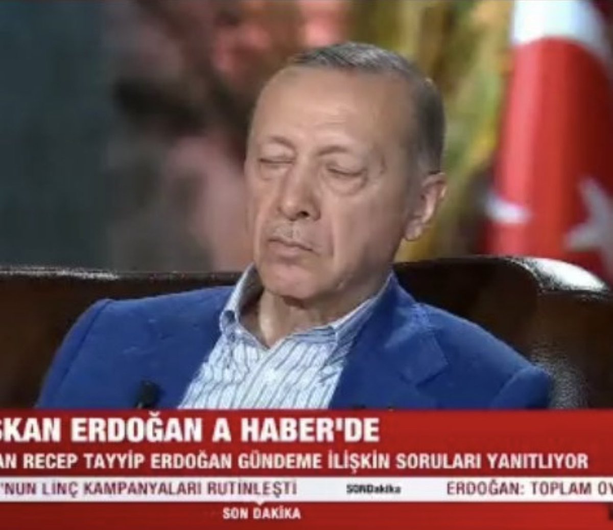 eacarerX's tweet photo. Abi kalk yerine yat yaw… https://t.co/Ht8jDWHLJq