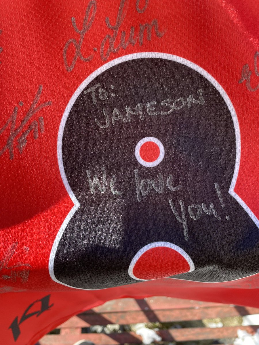 TheTorontoSix's tweet image. Hey Toronto, we could use your help,

Our goalie coach Nick Grainger’s 3 year old son Jameson was recently diagnosed with cancer.

If you can, help us support them by giving a donation to their GoFundMe.

🔗: gofundme.com/f/support-brav…

Let’s show Jameson we’ve got his six ❤️