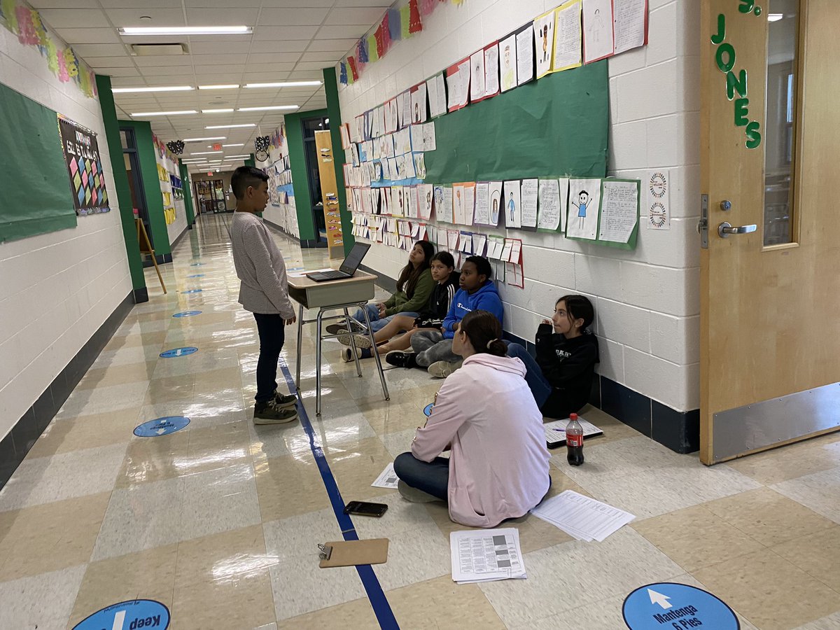 Mrs_Mallari's tweet photo. Active listening, speaking to an audience, peer feedback, and persuasive writing were just some of the work involved in Ms. Rosenblum’s 5th grade PSA assignment. 

#LifeintheW @d50intermediate @WoodlandDual https://t.co/f0PDC5Lxd6