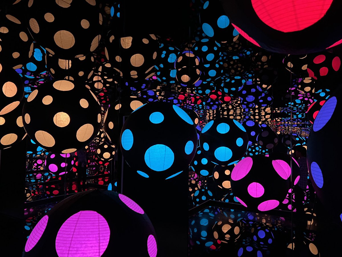 Loved the small Kusama exhibition ⁦<a href="/hirshhorn/">Hirshhorn</a>⁩