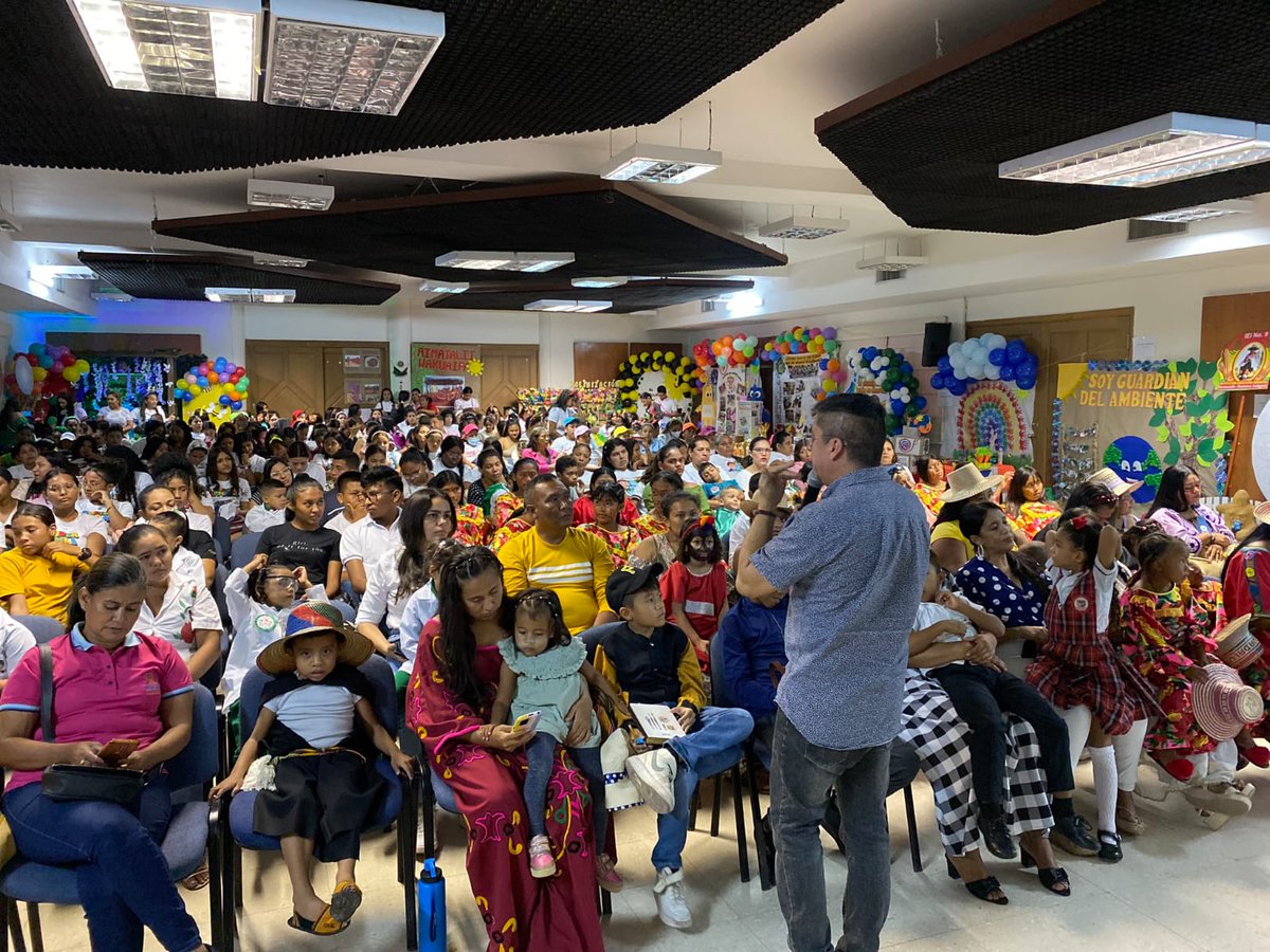 _zparra's tweet photo. Un viaje por la investigación con el Psicologo Omar la investigación desde la primera infancia dara las bases para alcanzar grandes conociemientos y la oportunidad de apropiarse de la realidad.
#FeriaInfanciasInvestigadoras
#UniguajiraMaicao
@jaroldiazc https://t.co/I1C8ouqQna