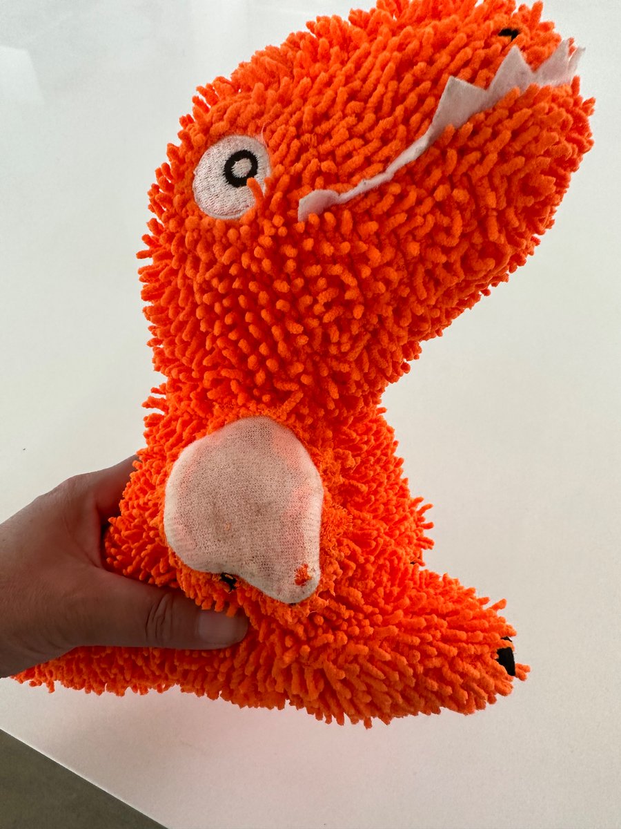 PurplePousette's tweet photo. @petfoodexpress Purchased this morning, lasted five minutes before its arm became a mass of dangerous thread. For a toy costing $23 and rated durability 9, this is rubbish. Why stock stuff like this? https://t.co/jYMvcjNfGt