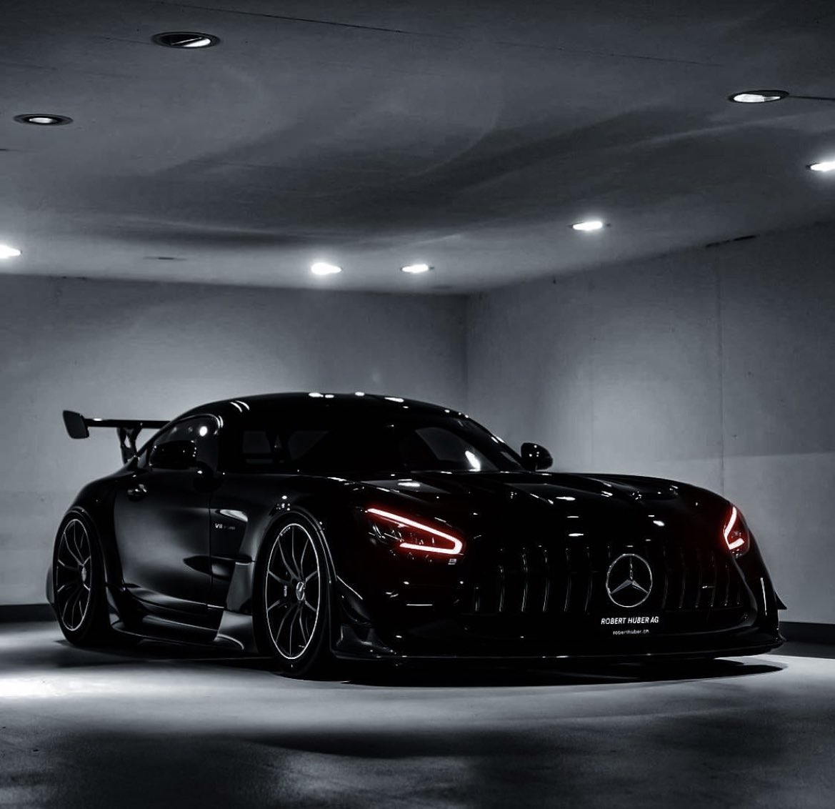 LuxuryCars365's tweet photo. Mercedes-AMG GT Black Series ♠️ https://t.co/vJSPdT2jdG