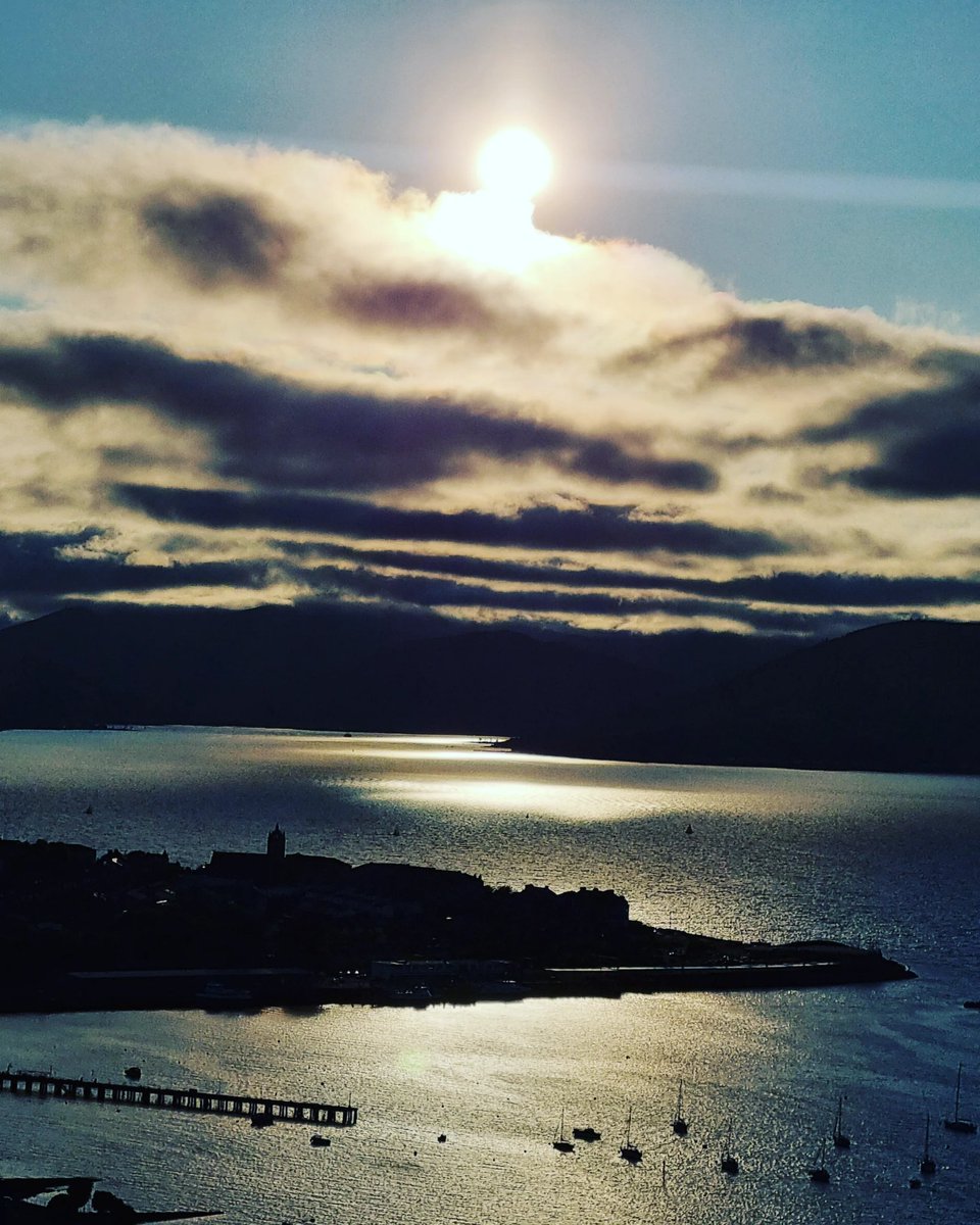 Sunset over #Gourock #Inverclyde & #Dunoon #Cowal

#Argyll #WestIsBest #Scotland