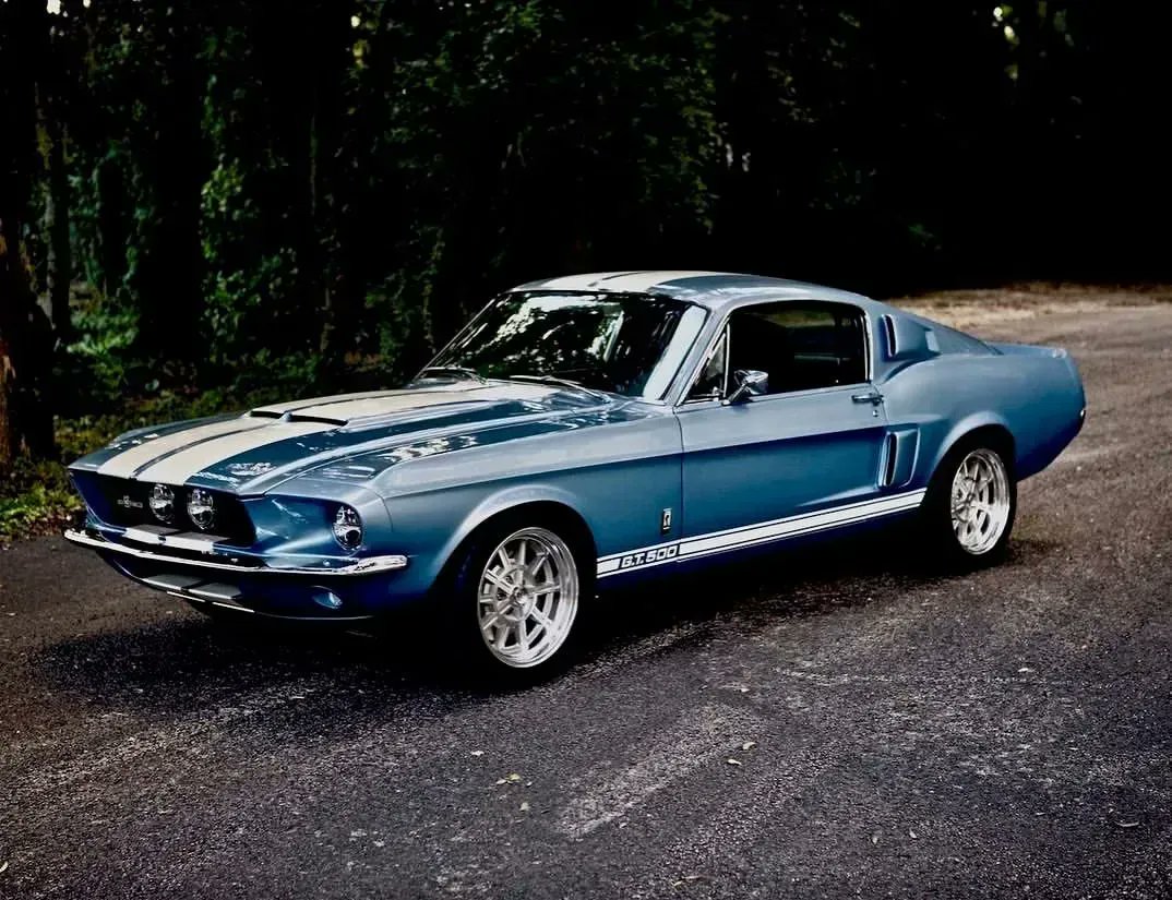 Auto_Porn's tweet photo. '67 Shelby GT500 🤯 https://t.co/SXcdjQxkQZ