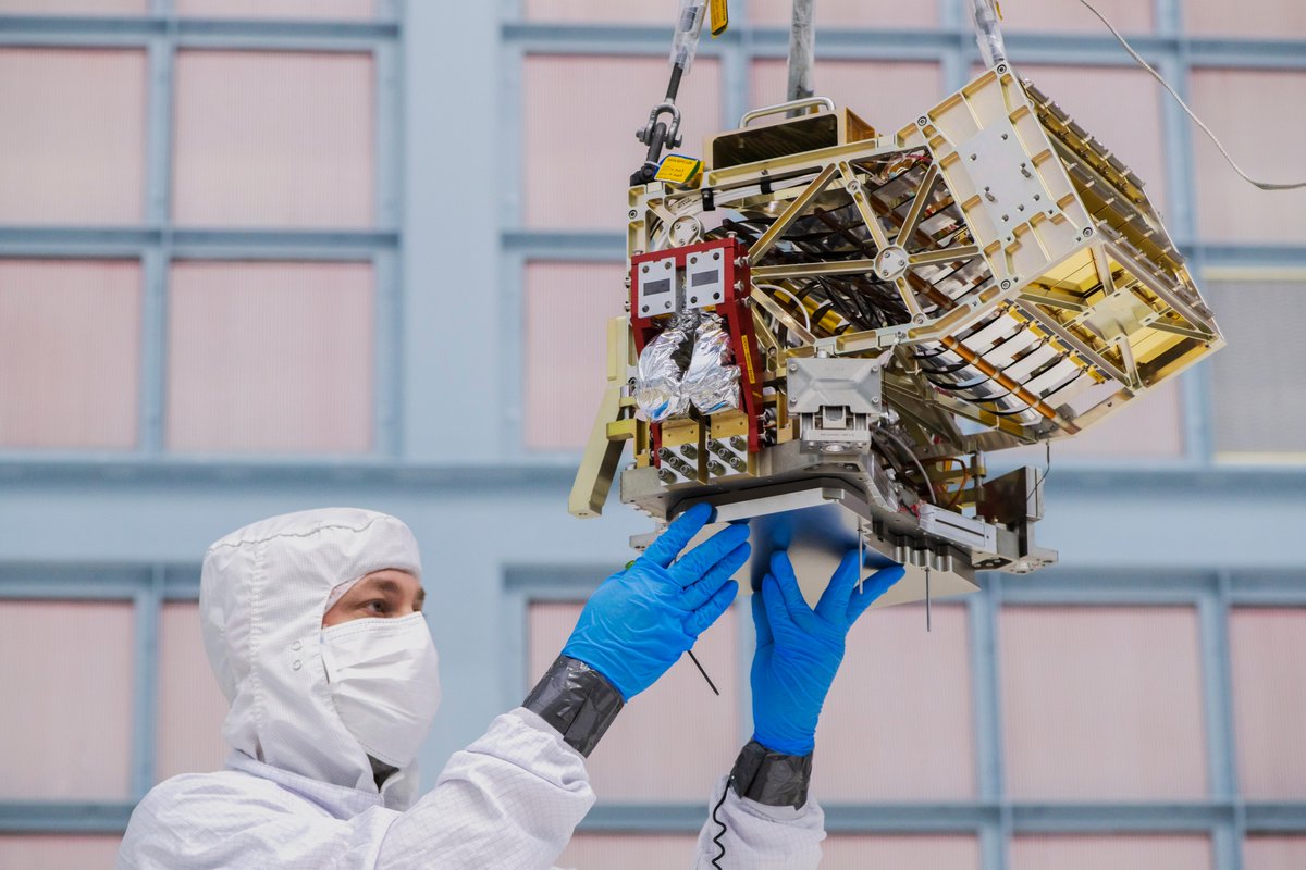 #ICYMI, the Nancy Grace Roman Space Telescope's Focal Plane System is now at <a href="/BallAerospace/">Ball Aerospace</a>! 

The 18 detectors have an almost 300-megapixel resolution, allowing the telescope to capture extensive surveys of the sky quickly.

🔗 go.nasa.gov/3MJMj5U