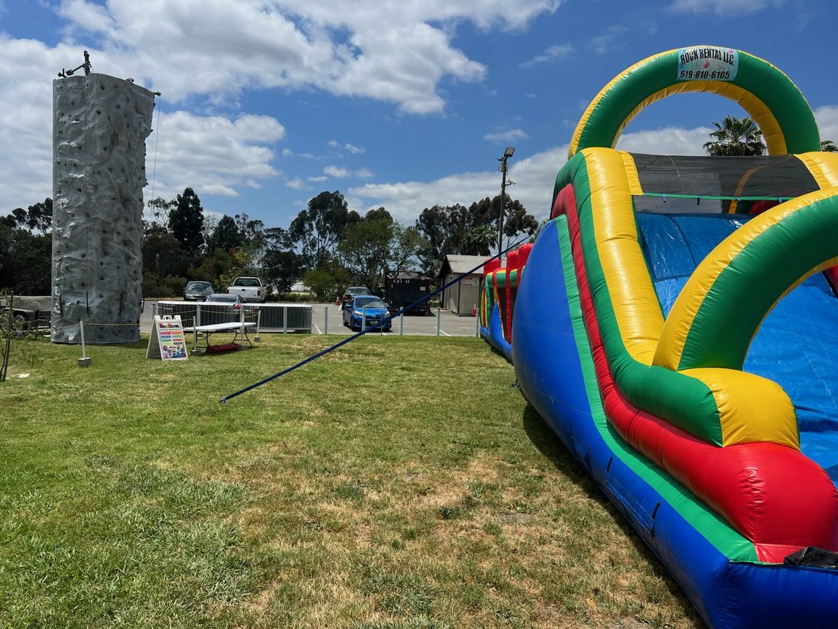Happy Memorial Weekend!! Rock Rental is now set up and ready for  St.Ephrem Church's Festival!! See you all this weekend!!

#rockrental #rockwall #mechanicalbull #bouncehouse #partyrental #california #sandiego #events #rockclimbingwalls #obstaclecourse #bouncer #waterslides