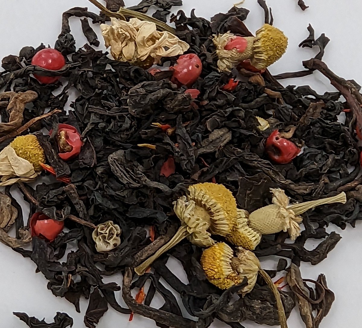 ThesaurusTea's tweet photo. #Tea #NewProductAlert #FandomTea #FandomBlend #EncountersOfTheThirdKind #Signs #ET #LiloAndSitch #MarvinTheMartian #Predator #Alien #Greys #CommuniTea #UFOs #NewTeas #TeaRelease #TeaLaunch #OriginalTeas #VerdunLuv #CanadianTeas #ArtisanalTea #TeaPhotography #TeaIsBeautiful https://t.co/lbpUUx1T1V