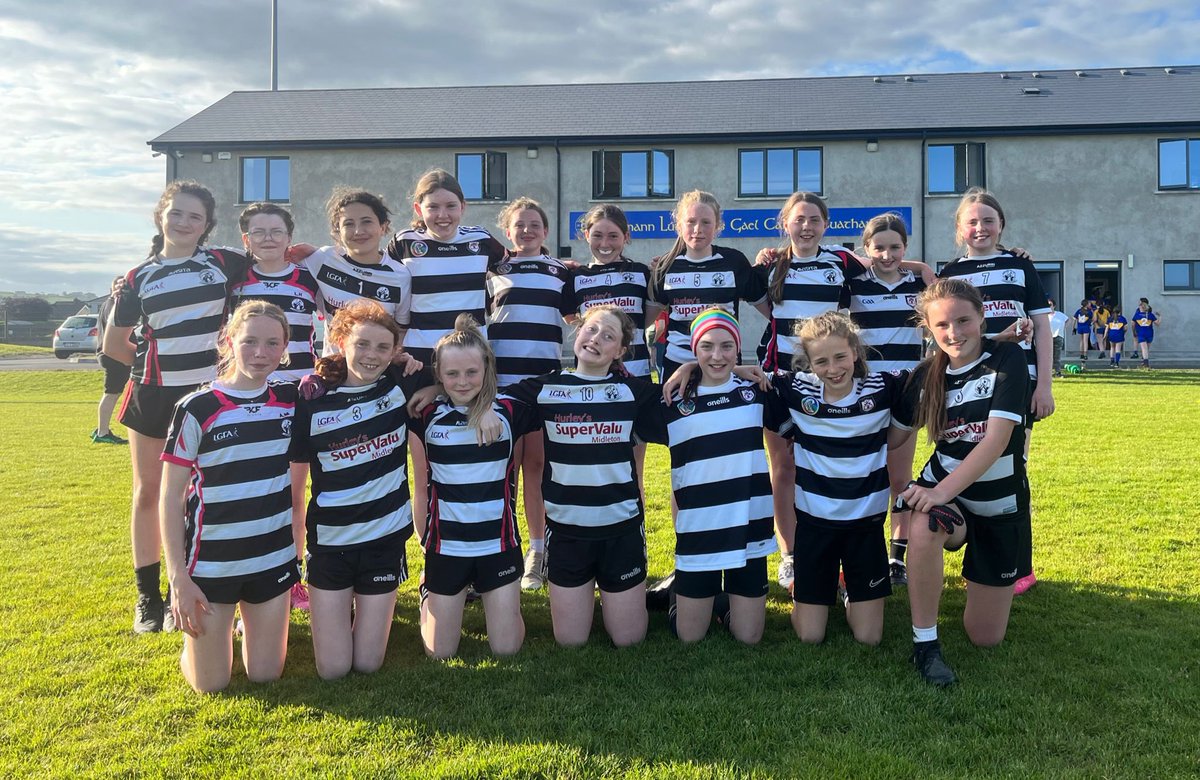 Well done to the U12 girls who played some great football tonight against Carrigtwohill 👏👏