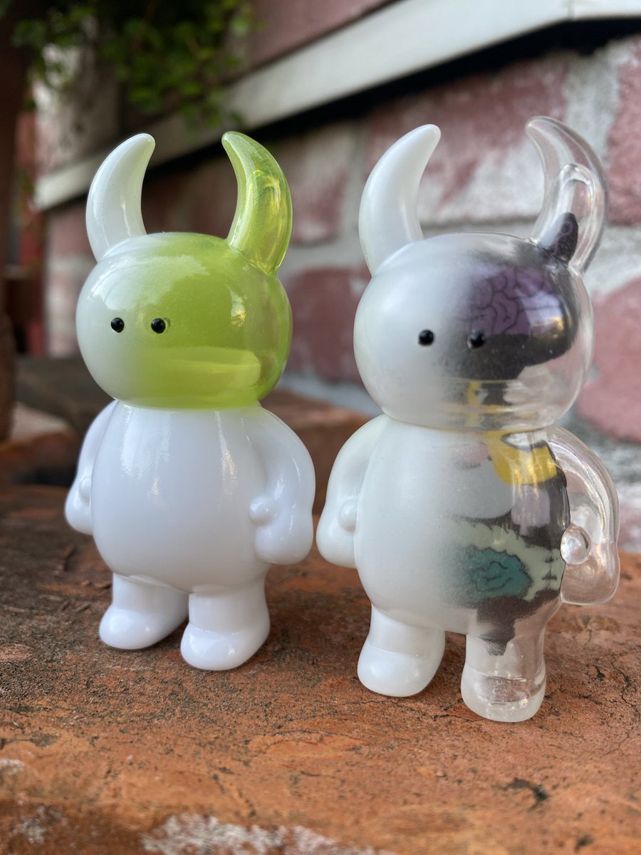 AREA 61 NEO VISITERで購入したウアモウ😍

@Ayamou @STUDIO_UAMOU 
#AREA61 #uamou #ウアモウ #neovisiter #sofvi #sofbi #ソフビ #softvinyltoys