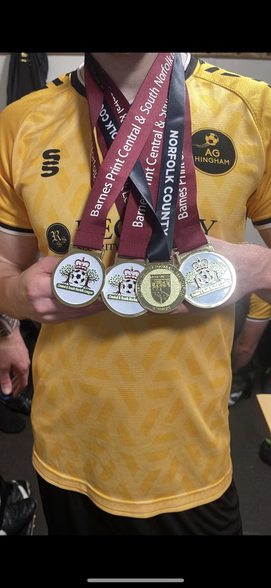 AG Hingham Fanatics (@aghinghamfans) on Twitter photo Those pesky fucking Haggies…
5-1 winners v <a href="/LakenheathCasFC/">Lakenheath Casuals FC</a> to lift the Ben Smith Cup final!
<a href="/DShurey/">Danny Shurey</a> ⚽️⚽️
<a href="/JackoFlynn07/">Jack Flynn</a> ⚽️
<a href="/JayWebb93/">Jay Webb</a> ⚽️
<a href="/CallumKindred/">Callum Kindred</a> ⚽️
Entered into 4 comps at the start of the year.
4 trophies 🏆🏆🏆🏆
These boys. All Haggies ain’t we! 🧡🖤
#Quadruple Those pesky fucking Haggies…
5-1 winners v <a href="/LakenheathCasFC/">Lakenheath Casuals FC</a> to lift the Ben Smith Cup final!
<a href="/DShurey/">Danny Shurey</a> ⚽️⚽️
<a href="/JackoFlynn07/">Jack Flynn</a> ⚽️
<a href="/JayWebb93/">Jay Webb</a> ⚽️
<a href="/CallumKindred/">Callum Kindred</a> ⚽️
Entered into 4 comps at the start of the year.
4 trophies 🏆🏆🏆🏆
These boys. All Haggies ain’t we! 🧡🖤
#Quadruple