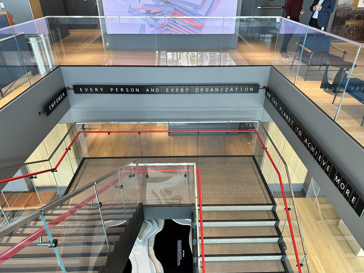 BBTNB's tweet image. Arrived for an evening in Toronto! At the incredible @microsoftcanada HQ! Just some #MIEExperts reaching new heights with @LOGICSAcademy! Tomorrow will be the best. #Explore2023 #LogicsAcademy @MicrosoftEDU @PlayCraftLearn @MicrosoftEduCA