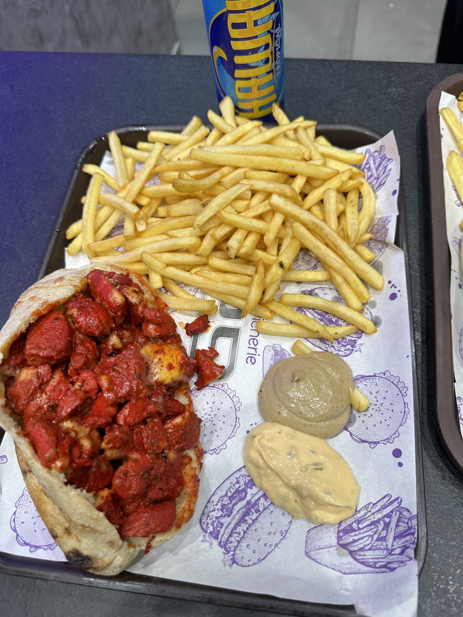 SMAIL "OVERTECK" tweet media