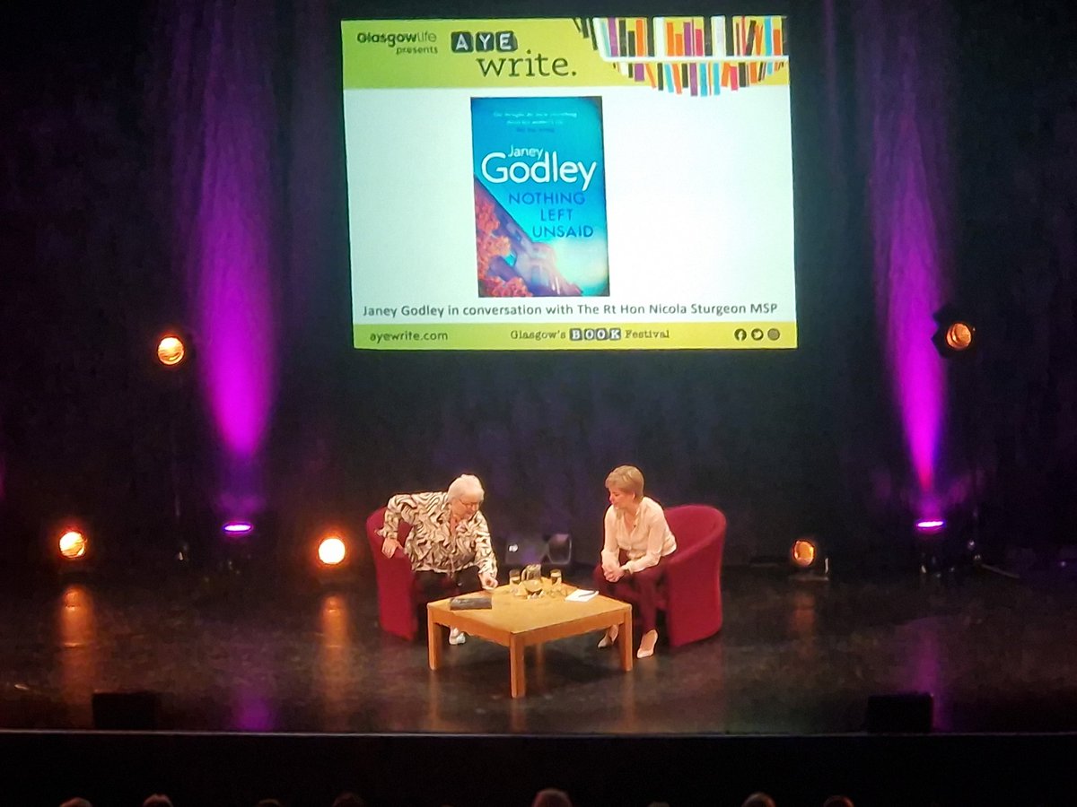 bring_me_tea's tweet photo. @JaneyGodley @NicolaSturgeon #watergate 🤣 https://t.co/nNMg34tlZb