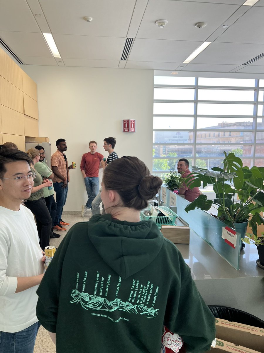 Great #SynBio meetup between @romerolab1 @oventurelli2 @CellRaiser_ and @scientistamy  labs today here at UW-Mad. Looking forward to hearing more from some of these awesome students next week at #SEED2023