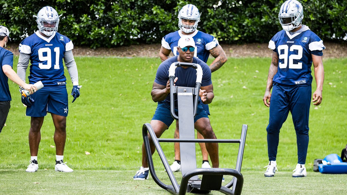 dallascowboys's tweet image. ✔️ Hall of Famer
✔️ All-time franchise record holder
✔️ Sack sensei

#DallasCowboys | @DeMarcusWare