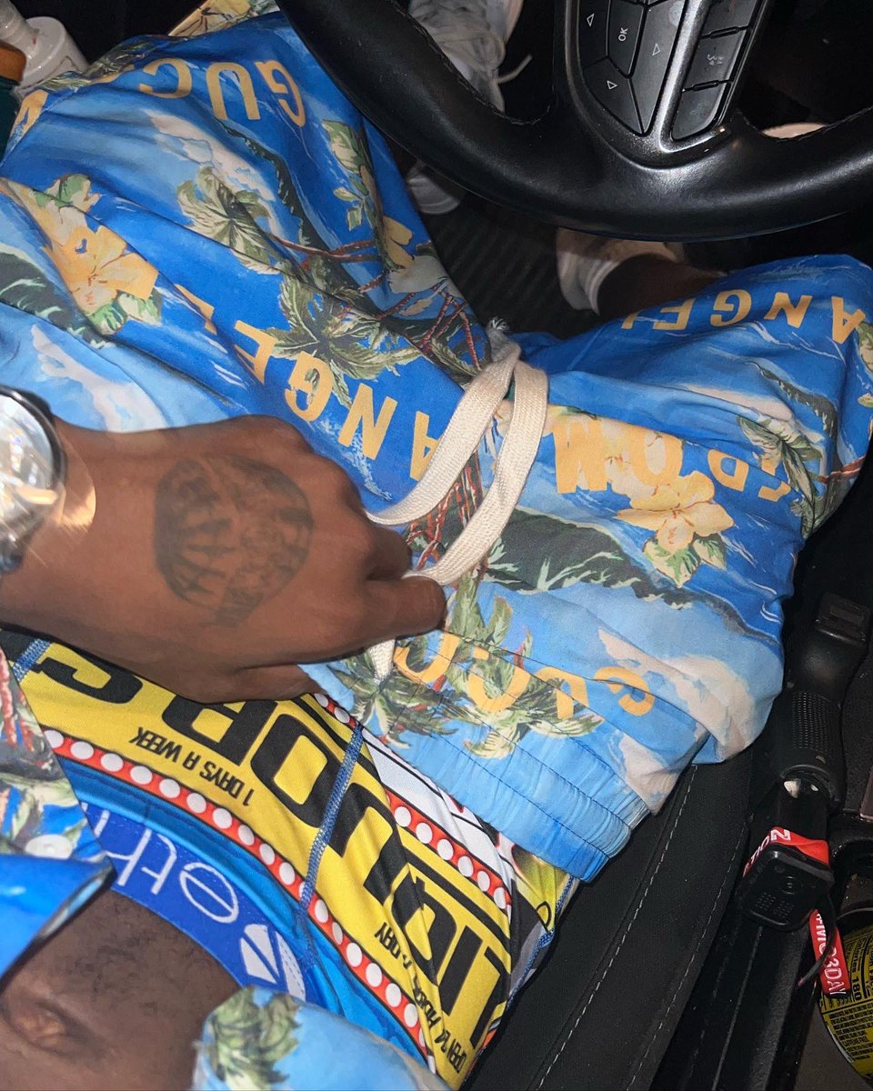 PlayBoiSmoke's tweet photo. https://t.co/hcga9frOqb