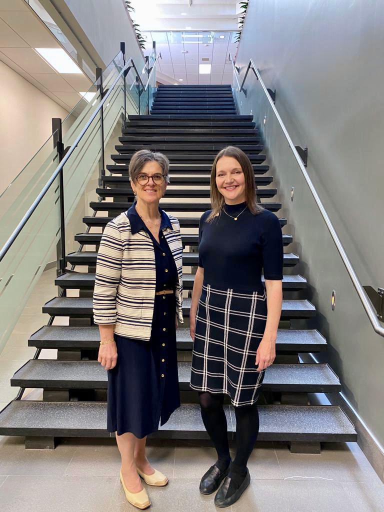 ChloeJayneAdams's tweet image. ⚜️🇬🇧
Excellente visite à Québec cette semaine pour faire le point avec le gouvernement du Québec sur nos priorités communes telles que : 

🔋la transition énergétique 
👷🏾‍♀️les minéraux critiques
💵notre relation commerciale 

@MRIF_Quebec @mrnfqc @economie_quebec @UKinCanada