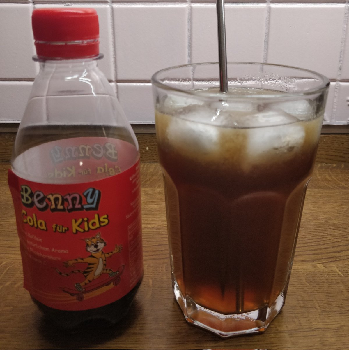 By accident found out that I had every ingredient for a Long Island Ice Tea at home o.O ... Well kind of xD