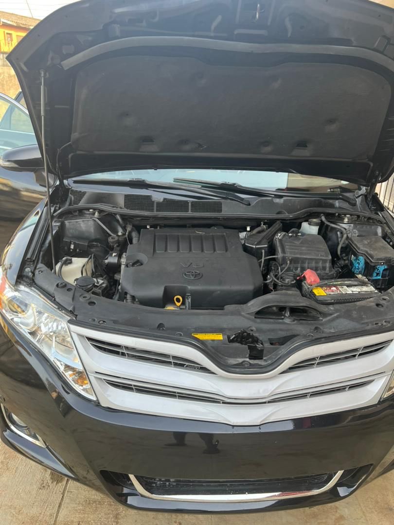 Toyota Venza 2014
Fullest option 
Foreign used
Engine gear & ac 💯 
Thumb-start
Panoramic roof
Interior & exterior are exquisite

Last price: 11M

Call/WhatsApp: 07068648646

#affordablecars #lagoscars #cheapcars #buyyourcar #buysellswap #staysafe