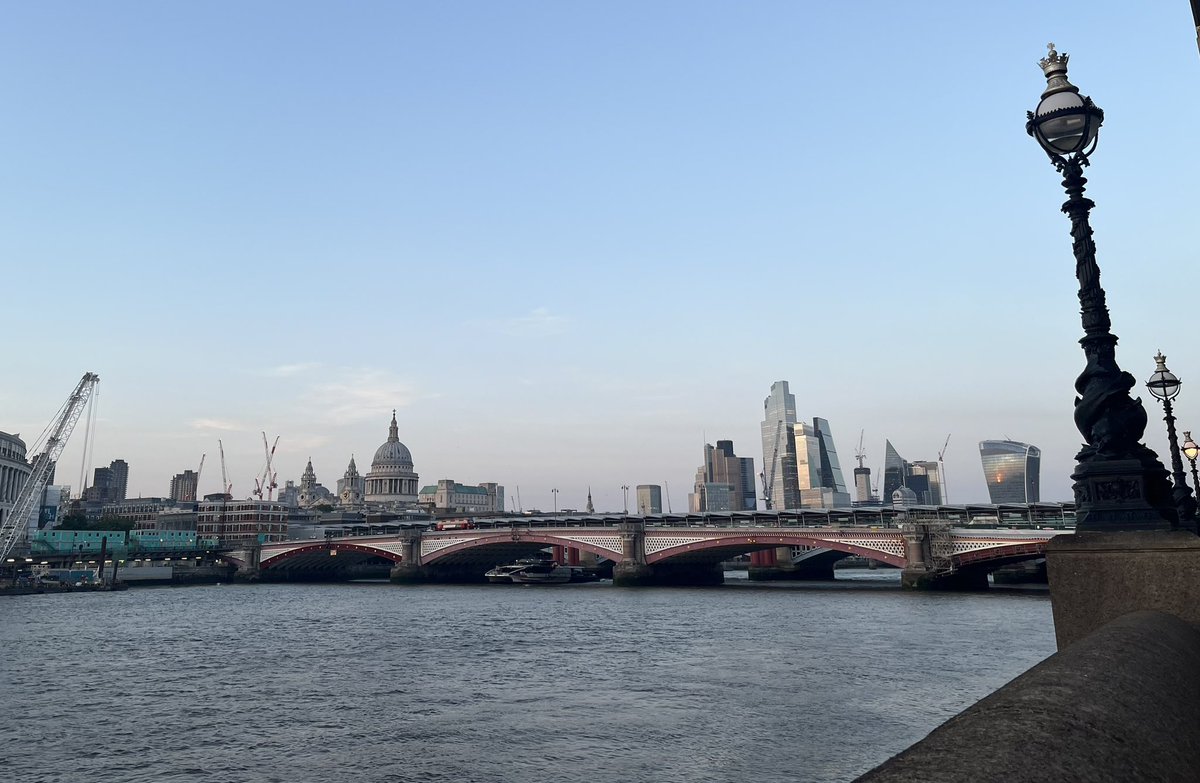 LondonRaven64's tweet photo. Tonight’s #LateLight countdown-to-the-#SummerSolstice moment was on the Southbank at 9pm, looking towards Blackfriars Bridge with St.Paul’s Cathedral and the City’s tall buildings beyond. #London https://t.co/Tdl6Ppga2n