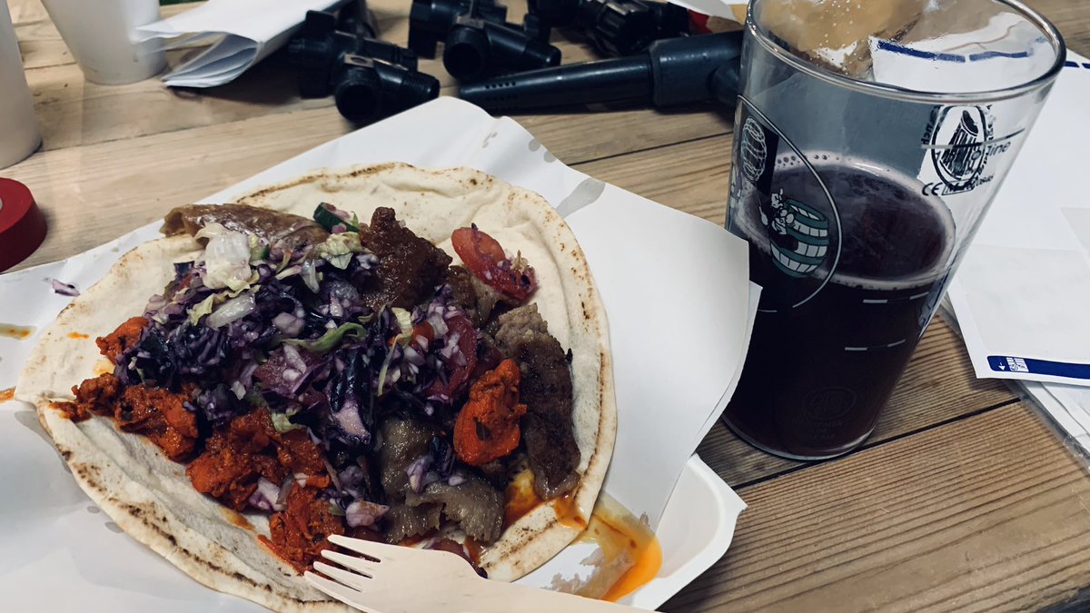 crosscellarman's tweet photo. It’s about this time of the evening when Cross Cellarman sits down to enjoy a dirty kebab…accompanied by a glass of The Belgian Brewer’s Cherry Sour :-) https://t.co/S1mEPnOWjc