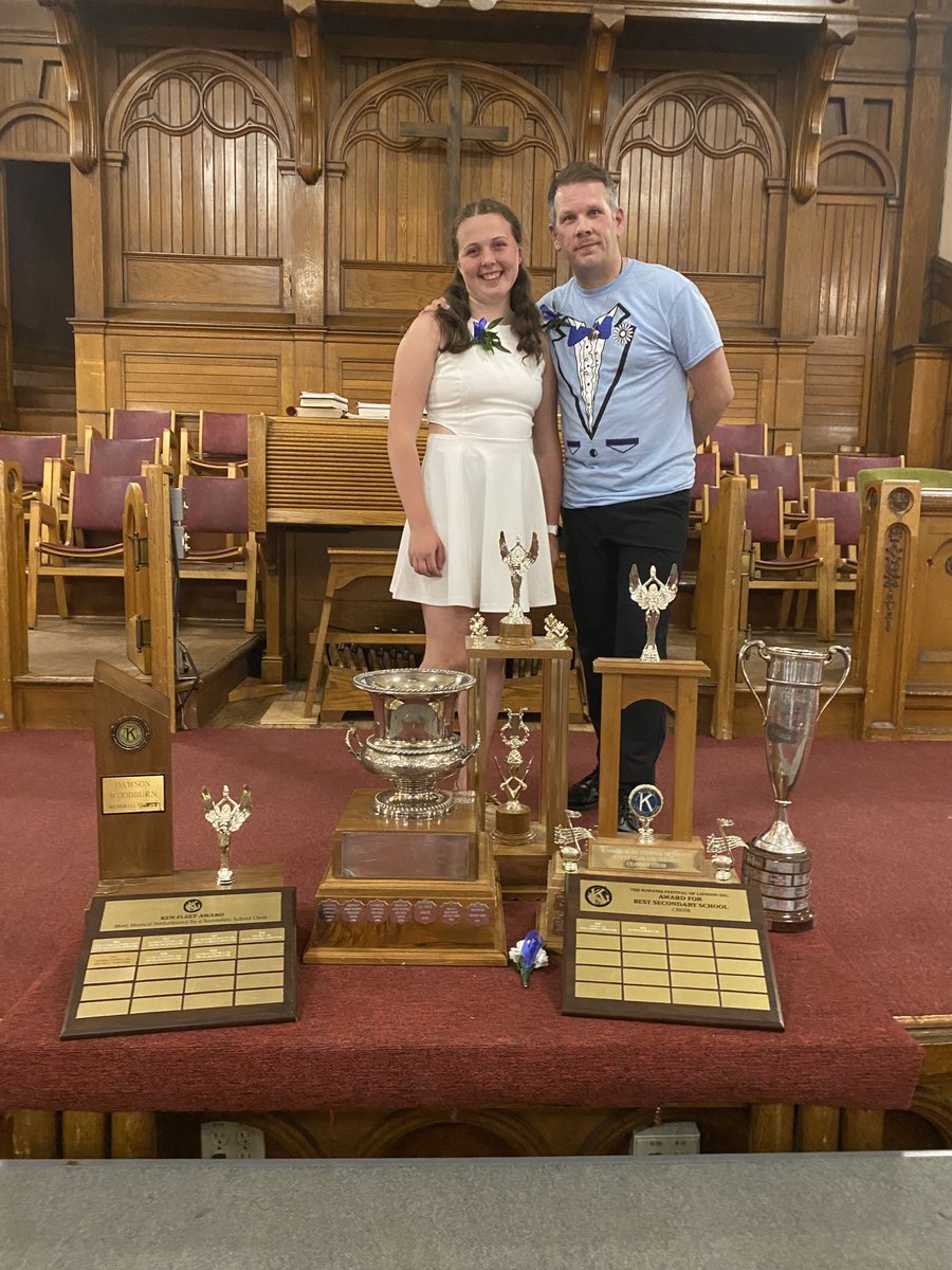 GoldsackLisa's tweet photo. Out last ⁦@CCHCrusaders⁩ vocal concert and Kiwanis Stars of the Festival concert ⁦@KiwanisCity.   Three daughters and 10 years of beautiful music thanks to the wonderful ⁦@cch_finearts⁩ music extension program.  ⁦@LDCSB⁩ https://t.co/2cKvcnqOBj