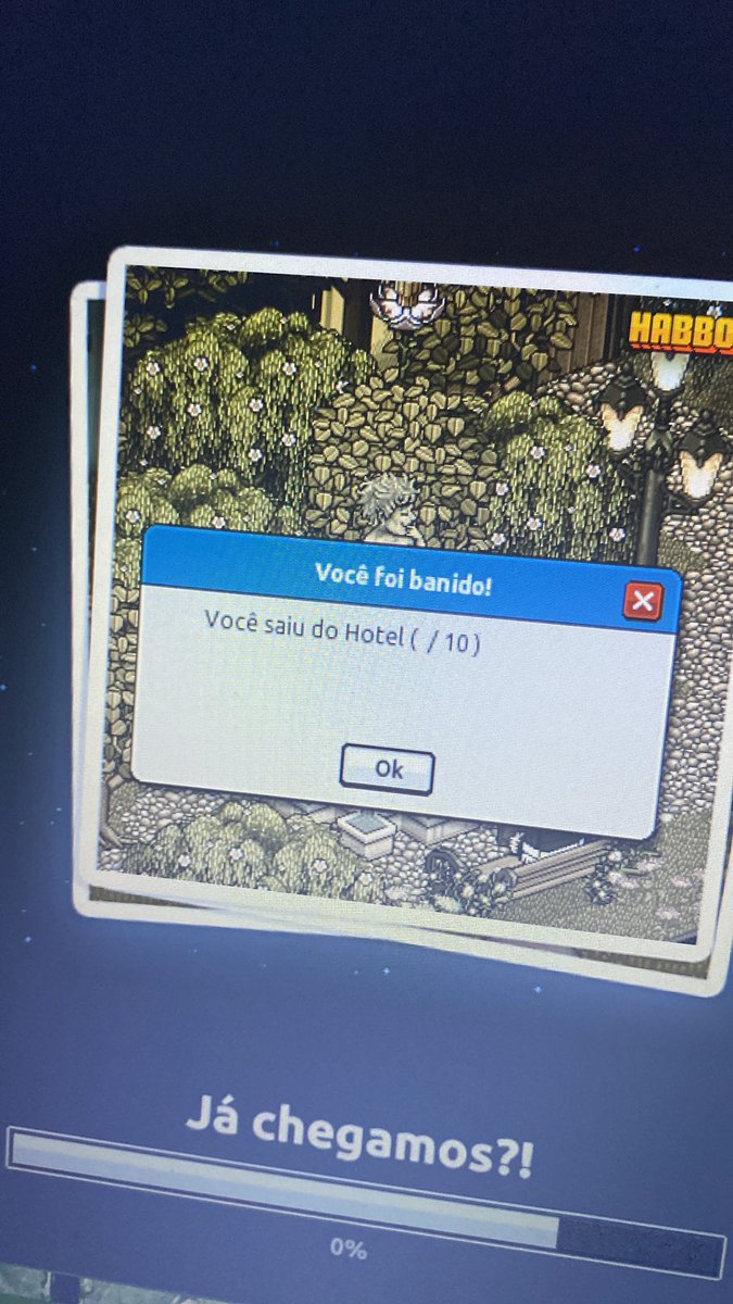 FireDragonHb's tweet photo. Gente alguém me ajuda? Toda vez que eu tento entrar no laucher do habbo aparece essa mensagem que tô bonido, e eu não estou banido, consigo entrar no cliente moderno pelo navegador e pelo aplicativo mobile. Já reinstalei o laucher, mudei de navegador e nada... https://t.co/NSPkiKVShL