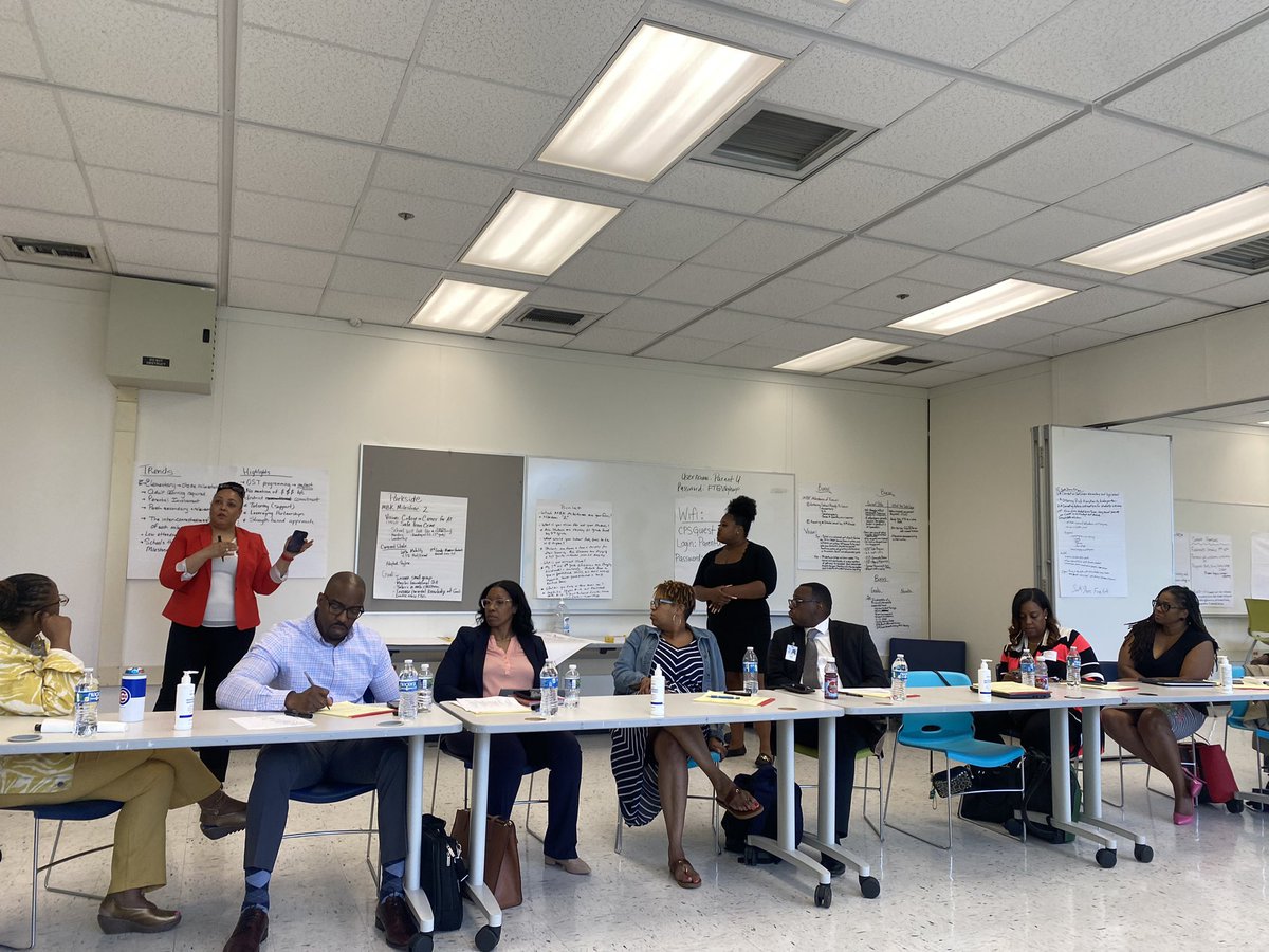 CPSCareerReady's tweet image. Great day of planning with @MBK_Alliance! @Fatima_Cooke @myron_hester @ali_corliss #ModelCommunities #ObamaPresidentialCenter