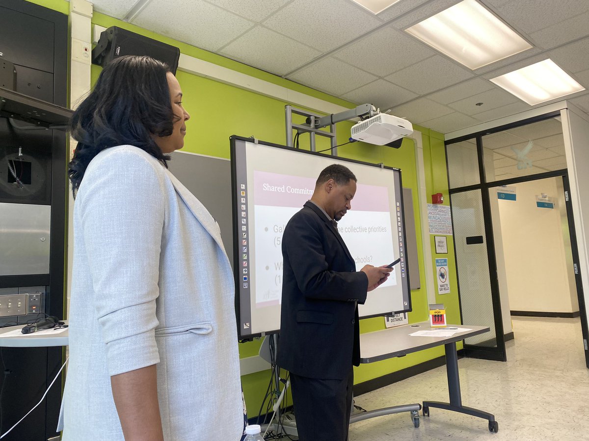 CPSCareerReady's tweet image. Great day of planning with @MBK_Alliance! @Fatima_Cooke @myron_hester @ali_corliss #ModelCommunities #ObamaPresidentialCenter