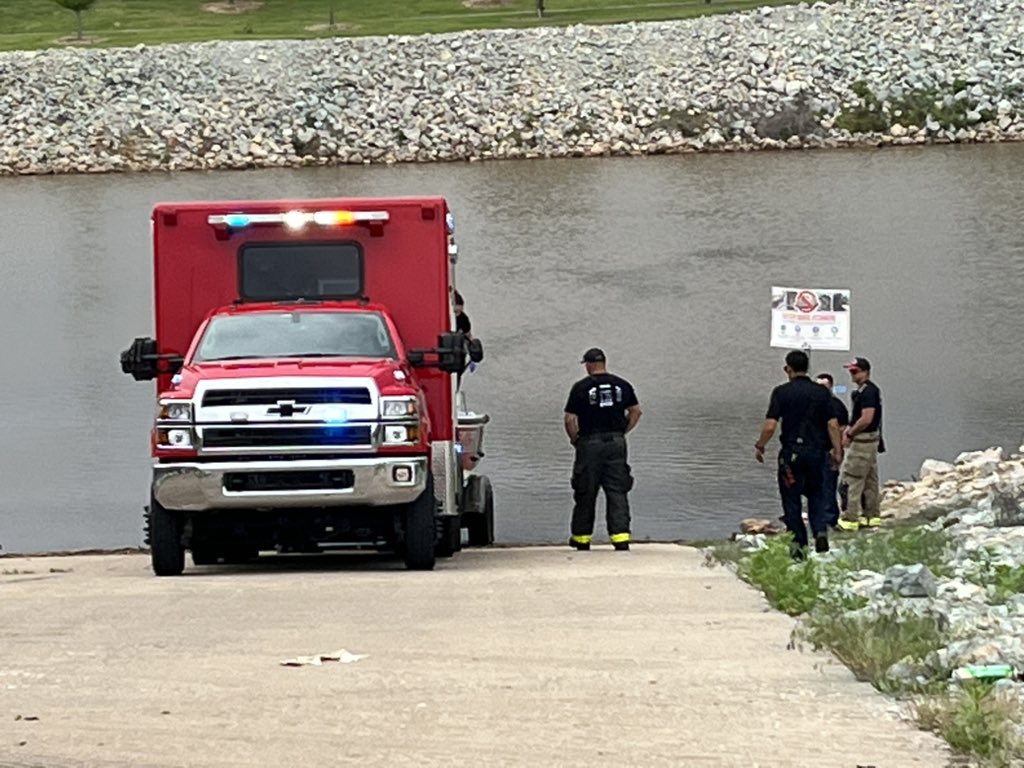 Chris Yu tweet media