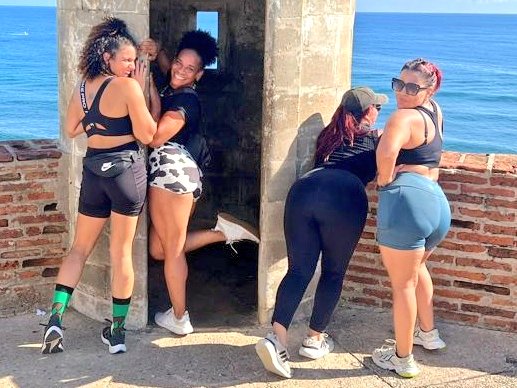 LabusadoraTCPR's tweet image. #shari #steph #Jenny #nilka
Abusadora's Team