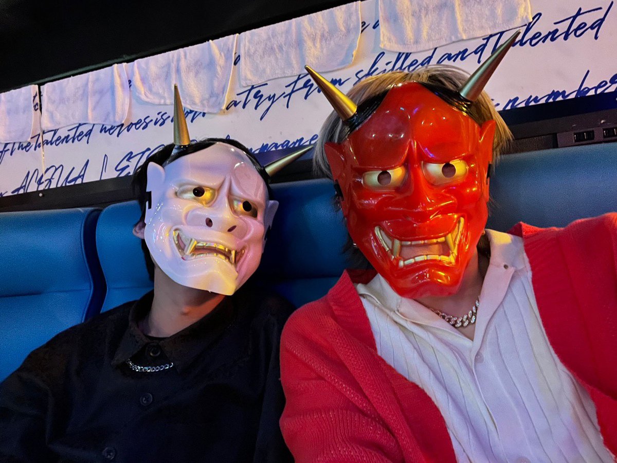 営業終わりにTikTokの撮影してます