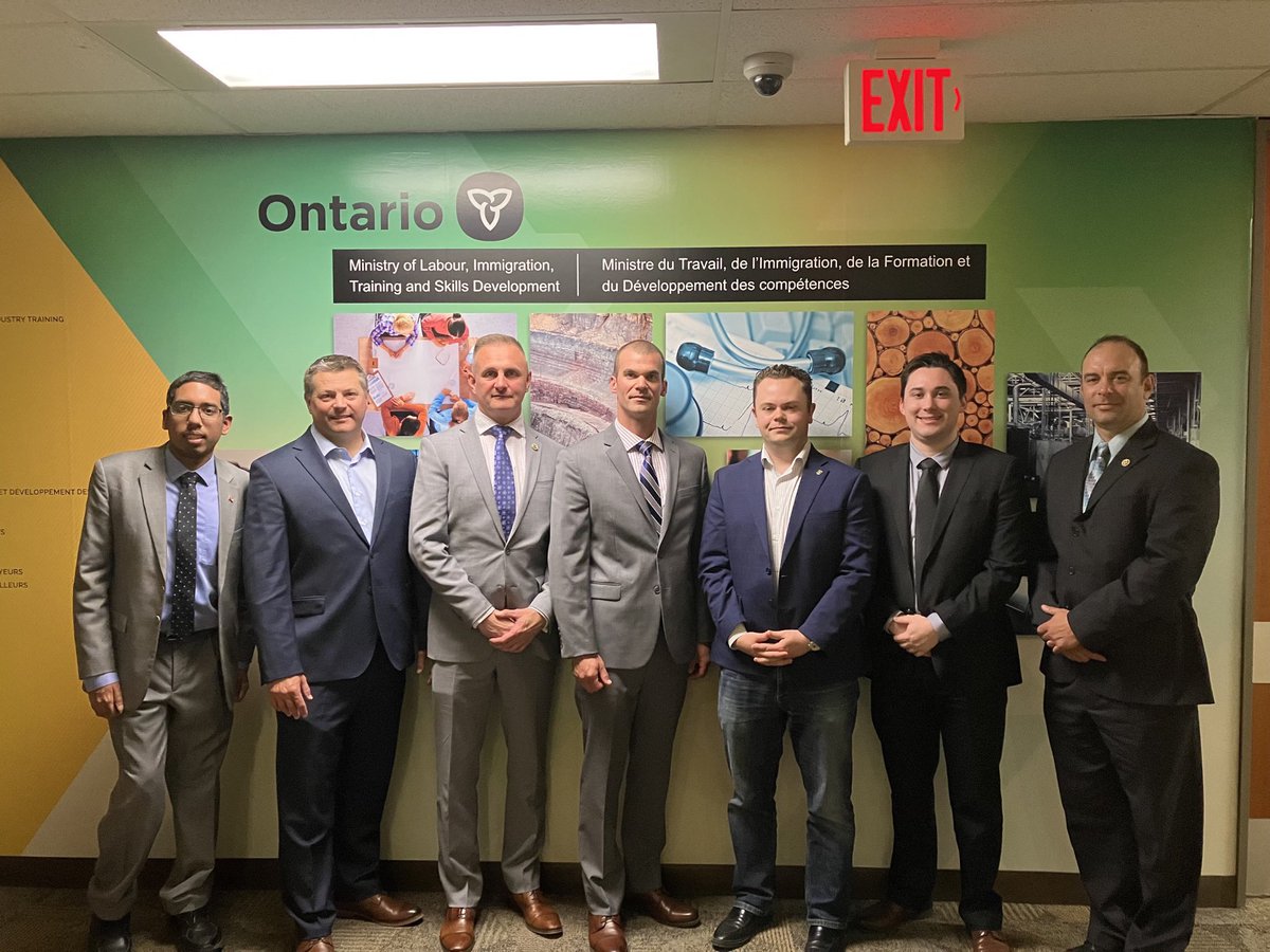 WPFFA_481's tweet photo. Firefighters die of cancer at a rate 4 times higher than the general population. Thank @opffa @MonteMcNaughton &amp; @fordnation for inviting us to discuss cancer in the Fire Service but most importantly about our brother Bowman &amp; ensure we take care of the families of our Fallen FF. https://t.co/jfSH9OErBG