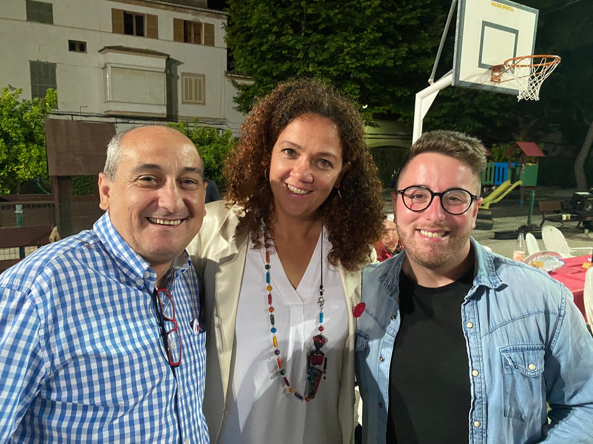 CatalinaClader1's tweet photo. Arrib a Sa Pobla, cansada de tota una campanya intensa i il.lusionant, però encara som a temps de contagiar-me de l'energia positiva de na Xisca Mir i de tota l'Agrupació Socialista de Sa Pobla. Diumenge sortim a guanyar esperança, progrés i futur.

#PerSaPobla
#PertuPerMallorca https://t.co/fq4PLjBKK6
