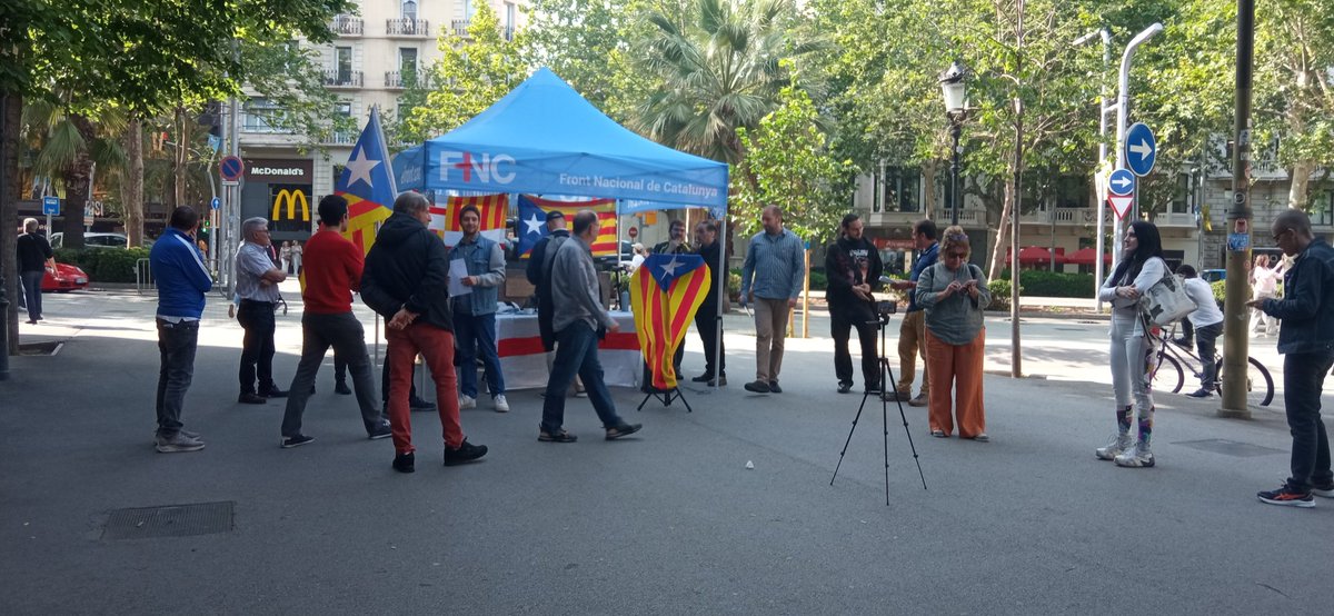 FNCBarcelona's tweet image. Moltes gràcies a tots els qui heu vingut a l&apos;acte de final de campanya!
#femFront pel Cap i Casal
@NavalMarti