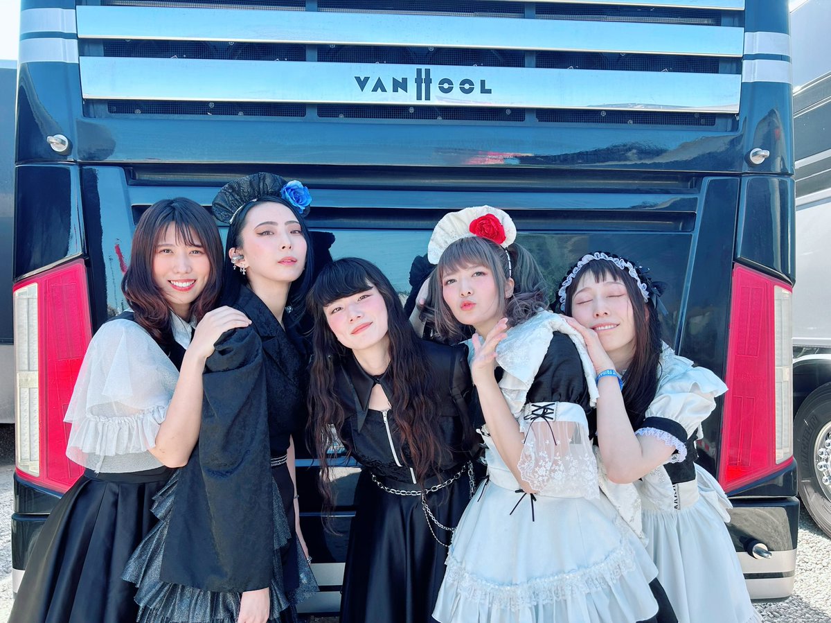 [Gratitude🔥] 'BAND-MAID 10TH ANNIV. TOUR in North America' at 'Sonic Temple Fes' in Columbus has ended. Thank you for coming everyone!! The next show will be at 'Pointfest' in on May 27. bandmaid.tokyo/contents/617485 #bandmaid #sonictemple #Columbus