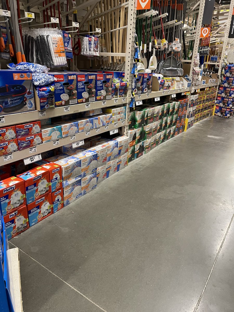 mjgolf74's tweet photo. Another stellar performance today by Store 2211! The Standard is the Standard! #2211Proud @JohnnyTBush @DanielMooreTHD @HD_Jessica_ @HDMarthaMendoza @THDTHEHODGE @CampSweenScott @JeremyHallTHD @tony_troia https://t.co/NFQtH7tcOz