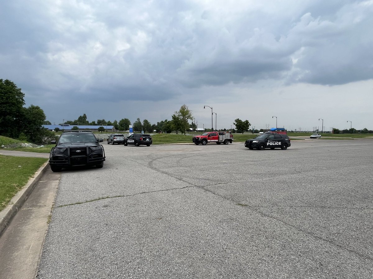 Chris Yu tweet media