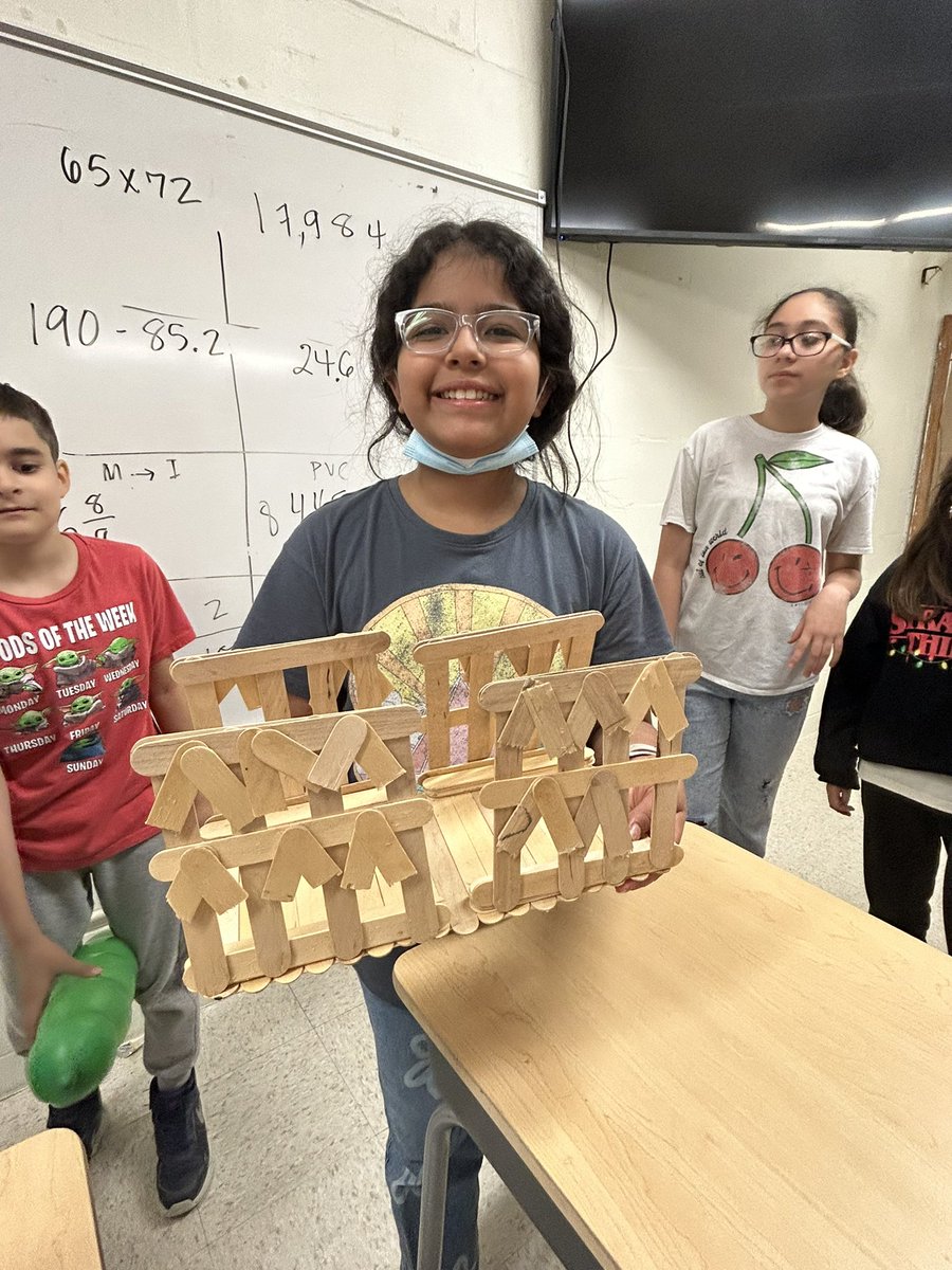 JenHanRealtor's tweet photo. @SeguinElem testing bridges day @McAllenISD https://t.co/1Ei4wQhbTh
