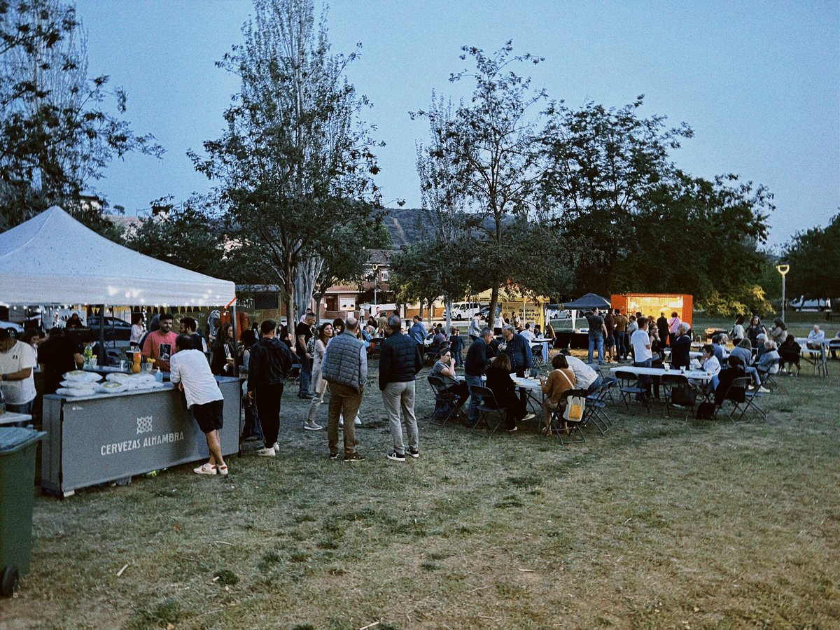 EsquerraStFost's tweet image. Moltes gràcies a tots els que heu fet possible aquesta campanya! L’acte final ha estat tot un èxit 💛

El canvi és a les teves mans.  Diumenge, fem-ho possible!

Escrivim el Sant Fost del futur 🗳️

#FemhoPossible #FuturRepublicà #SantFost