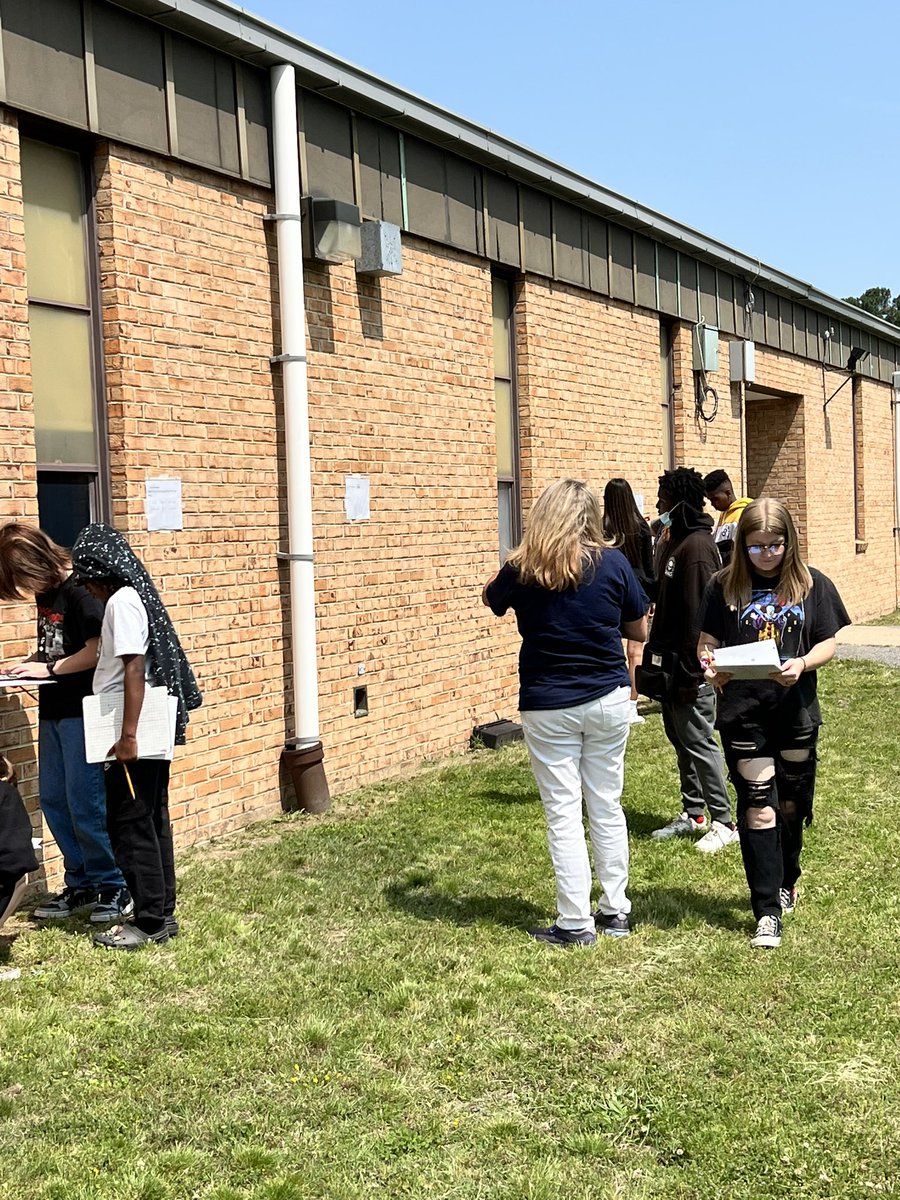 Independence Middle Math 7 students completing SOL Super Hero Bootcamp. ✖️➗➕➖🟰