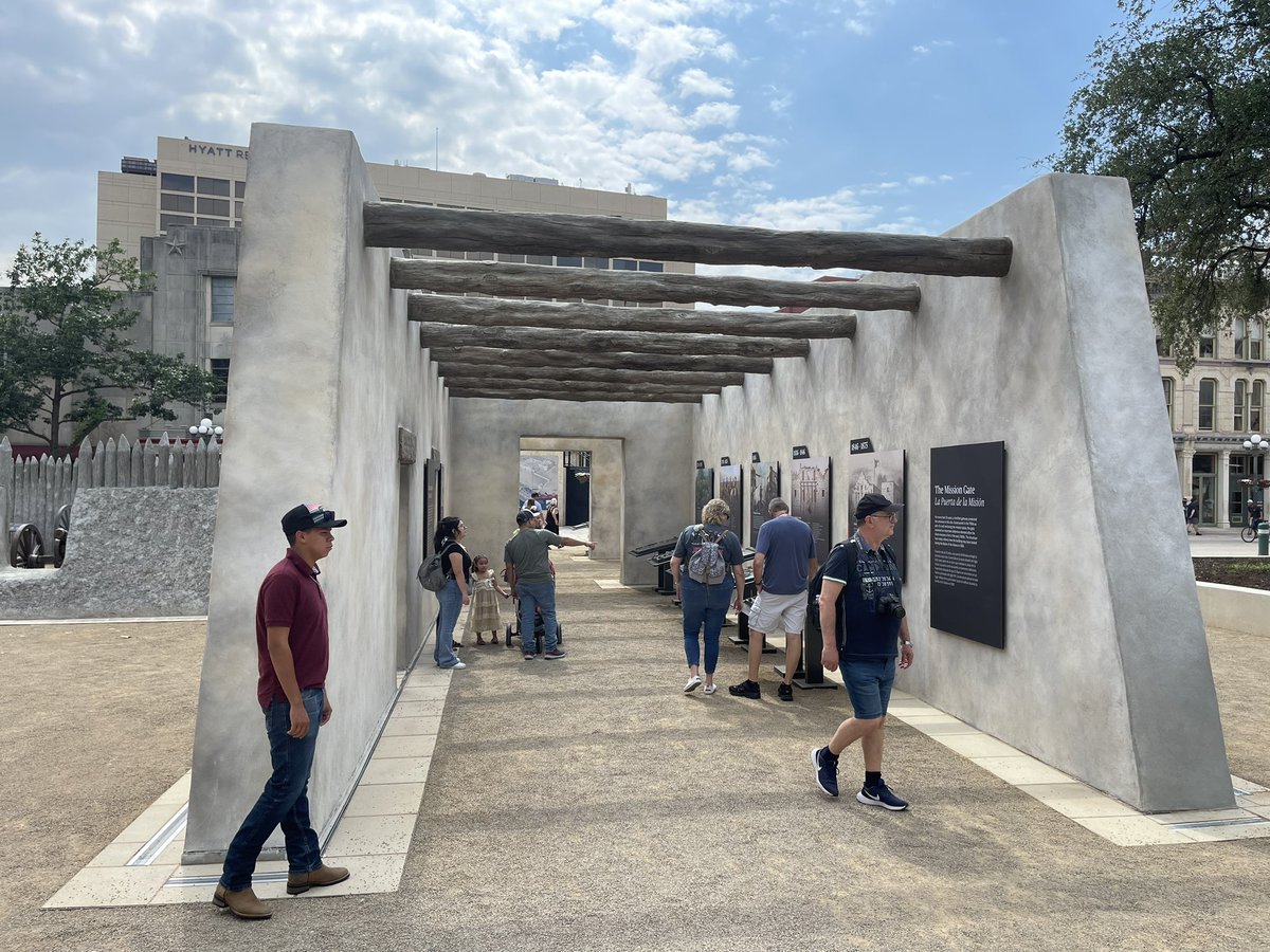 SocializeSanAntonio tweet media