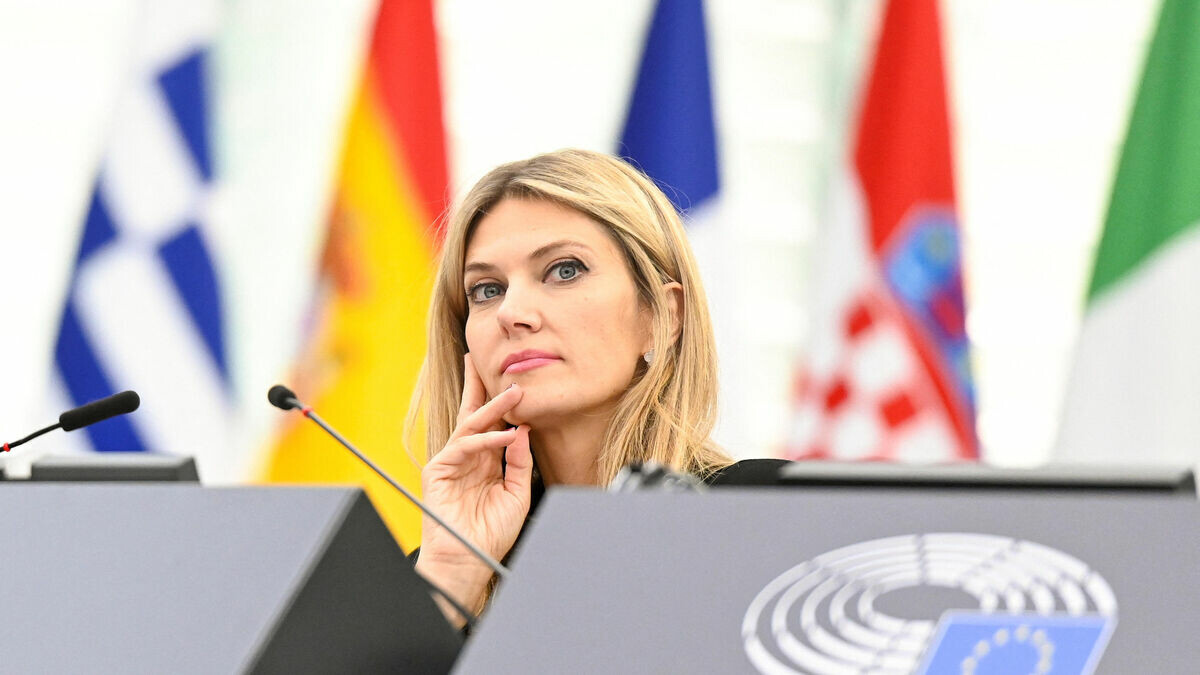 leparisien_pol's tweet photo. Qatargate : l’eurodéputée grecque Eva Kaili va reprendre ses fonctions au Parlement
➡️ https://t.co/Zg8T2vAKZE https://t.co/4rvhvgquMa