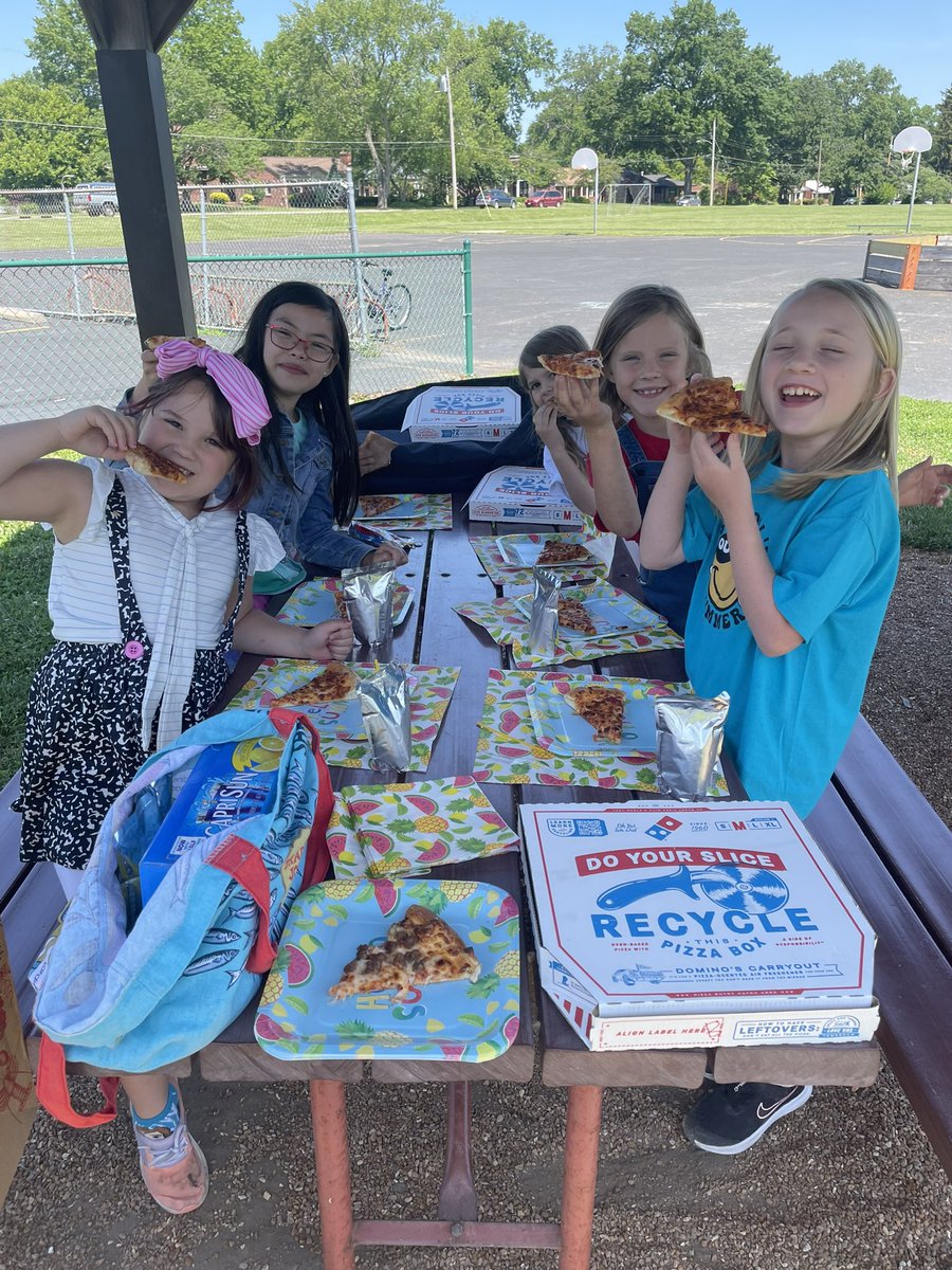 Denise Foley tweet media