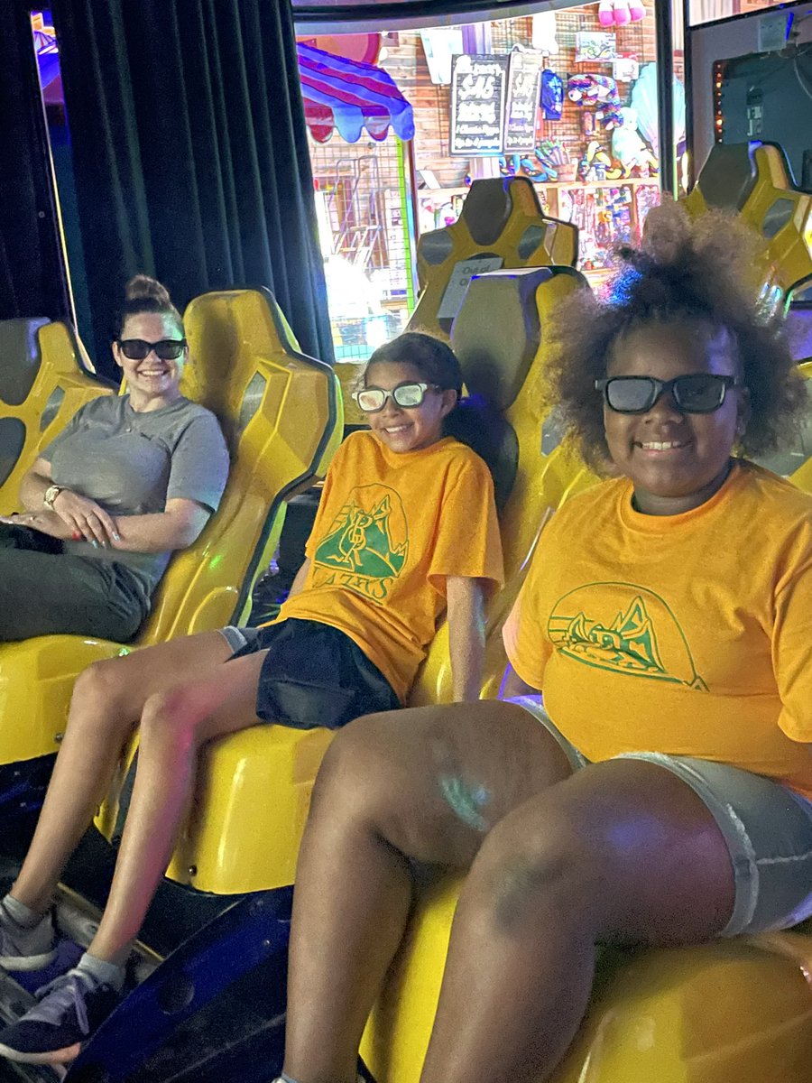 Our amazing staff definitely had the chance to show our students what it means to end a chapter like elementary school with incredible behavior and what has been truly unbelievable academic growth! #watchus #workhardplayhard <a href="/FCPSTrailblazer/">Jason Anderson</a>