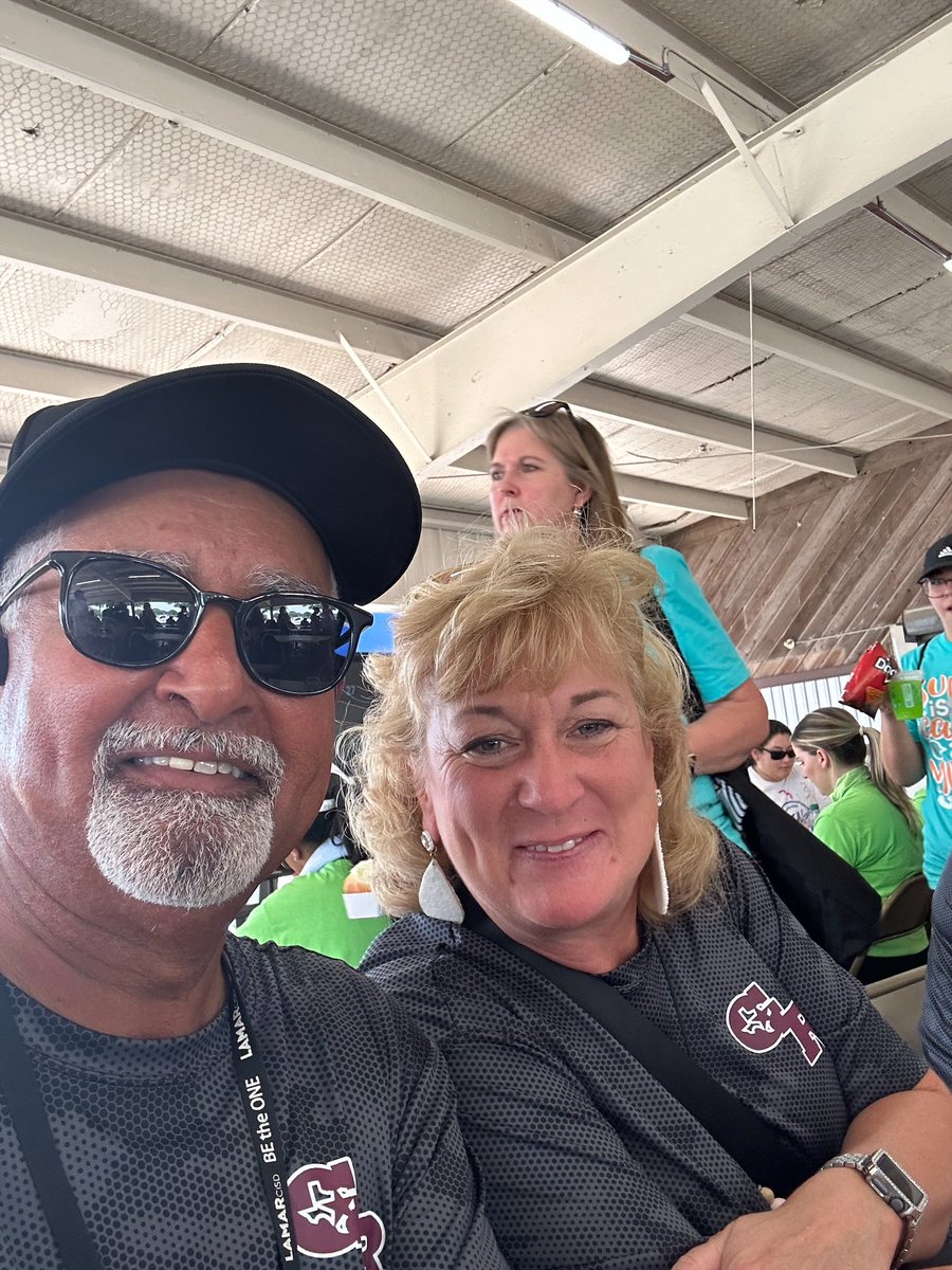 Having FUN at ConFUNcation with one of me favorites! #WeAreGR
