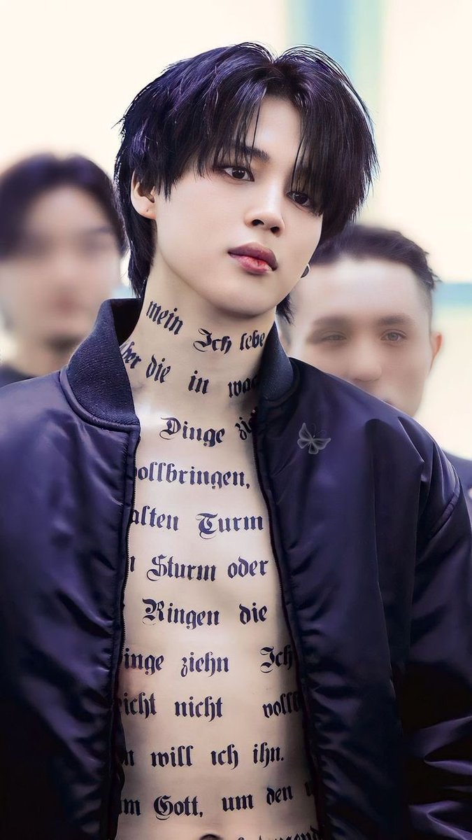 wolfyyyyk's tweet photo. Обновите свой Pinterest 4 раза и каждый раз сохраняйте первое изображение. Это ваша эстетика

Мои два помешательства: Чимин и граф дизайн😂 https://t.co/M6ObVppo7s