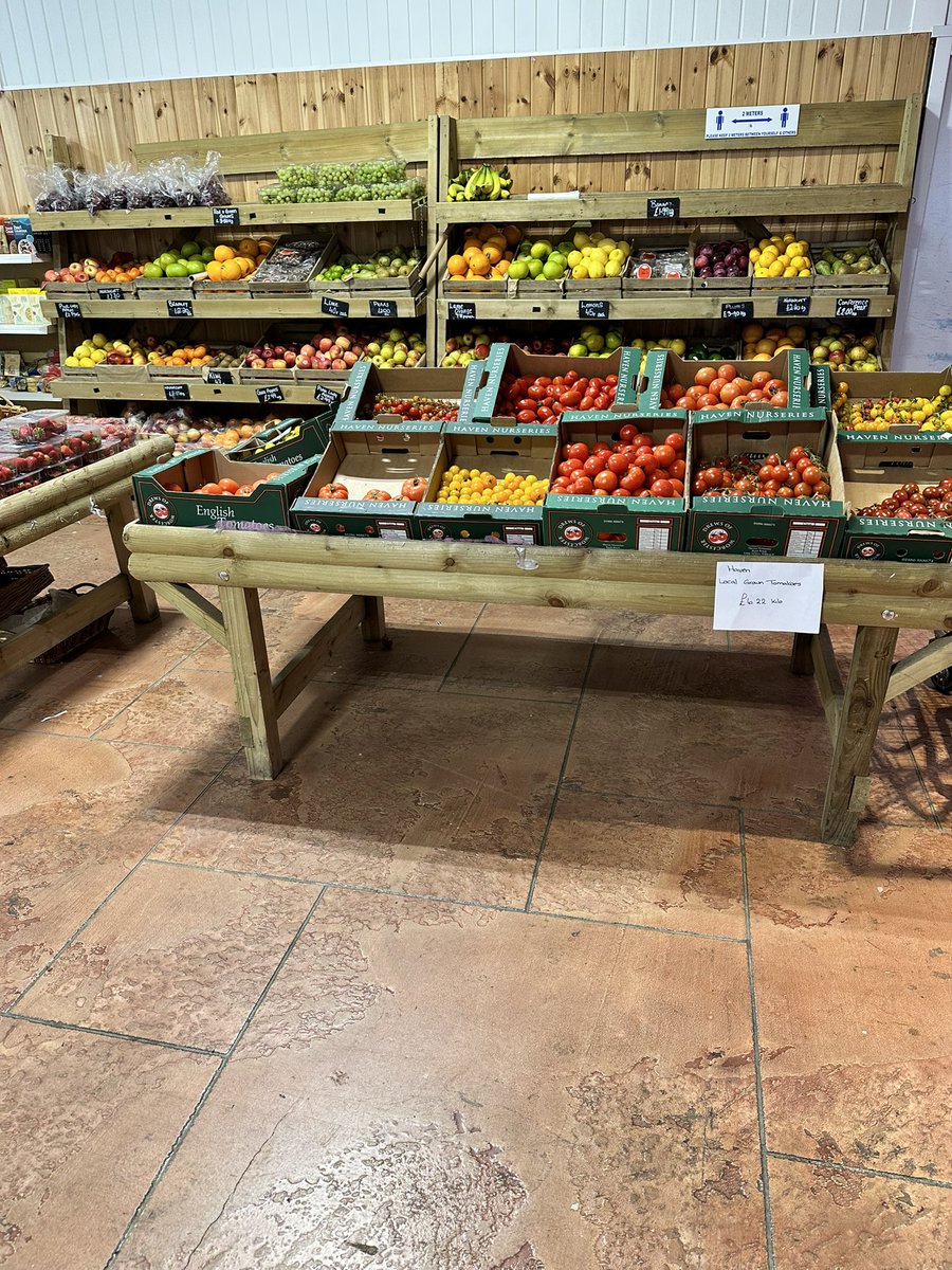 @LizWebsterSBF @waitrose Oh dear Liz.  Is this still a thing?  Really should shop better.  Here’s my local with lovely fully stocked produce.