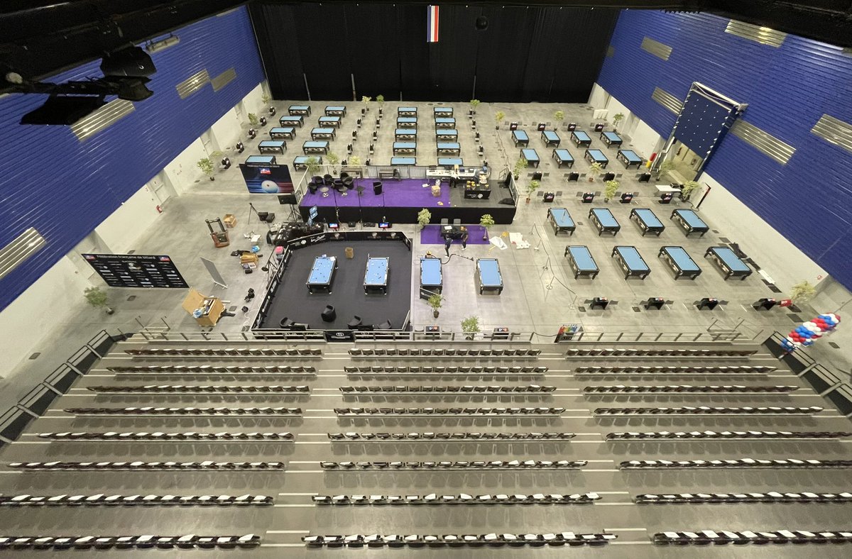 Quand Agen Agora devient une immense salle de billard 😉